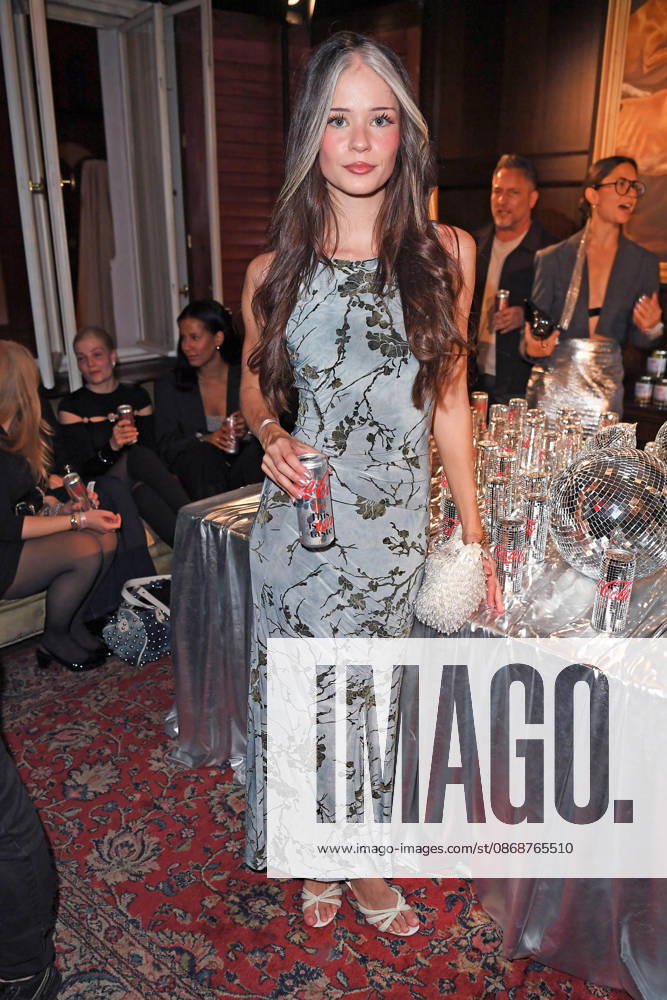 Nadine Breaty bei der COKE LIGHT EXPERIENCE X BRUCE DARNELL im Borchardt in Berlin am 06.10.2026