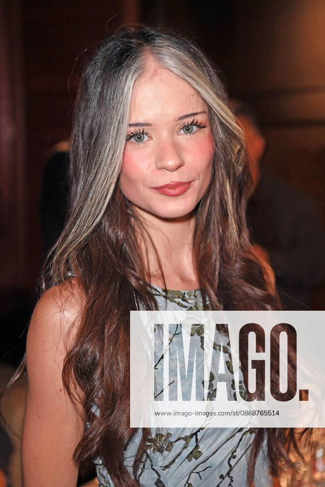 Nadine Breaty bei der COKE LIGHT EXPERIENCE X BRUCE DARNELL im Borchardt in Berlin am 06.10.2026