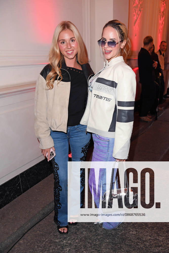 Dalia Mya Schmidt-Foss, Gina Beckmann bei der COKE LIGHT EXPERIENCE X BRUCE DARNELL im Borchardt in Berlin am 06.10.2026