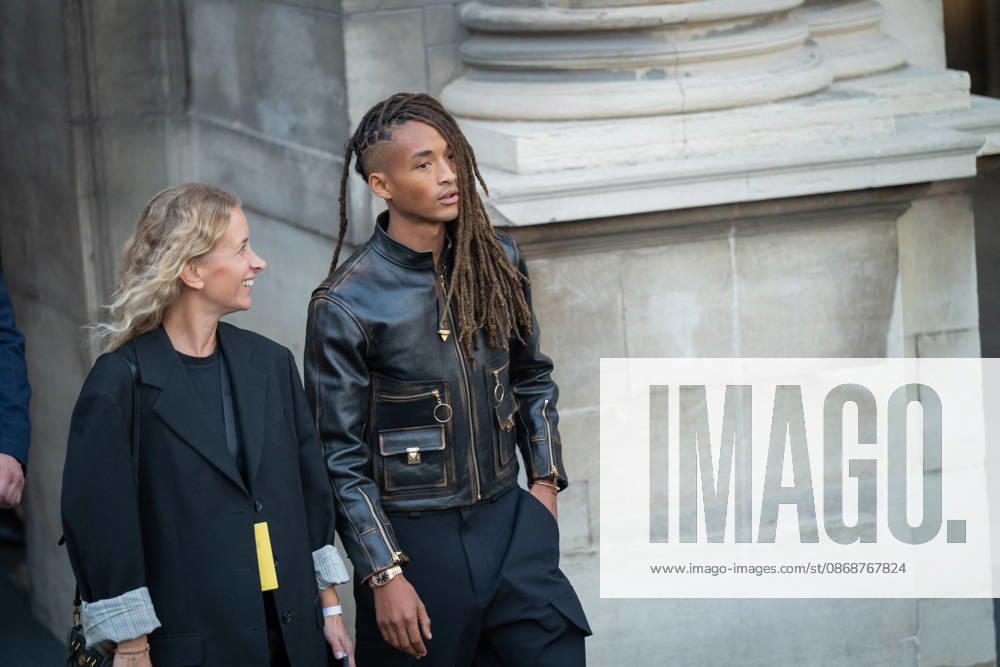 PFW - Louis Vuitton Front Row - Paris US actor and singer Jaden Smith poses as she arrives ahead of the Louis Vuitton Women s Spring Summer 2027 collection fashion show as part of the Paris Fashion Week, in Paris, France on October 6, 2026. Photo by Alexis Jumeau ABACAPRESS.COM Paris France