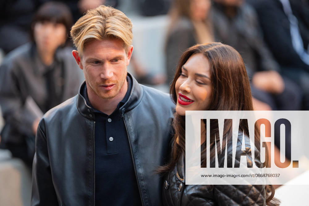 PFW - Louis Vuitton Front Row - Paris Belgium s midfielder 07 Kevin De Bruyne (L) and his wife Michele De Bruyne poses as she arrives ahead of the Louis Vuitton Women s Spring Summer 2027 collection fashion show as part of the Paris Fashion Week, in Paris, France on October 6, 2026. Photo by Alexis Jumeau ABACAPRESS.COM Paris France