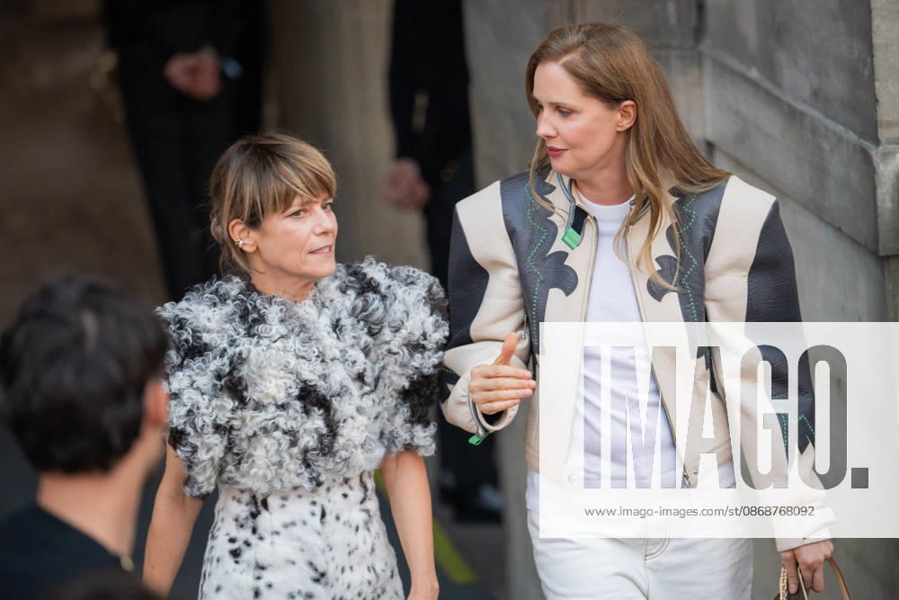 PFW - Louis Vuitton Front Row - Paris Marina Fois and Justine Triet poses as she arrives ahead of the Louis Vuitton Women s Spring Summer 2027 collection fashion show as part of the Paris Fashion Week, in Paris, France on October 6, 2026. Photo by Alexis Jumeau ABACAPRESS.COM Paris France