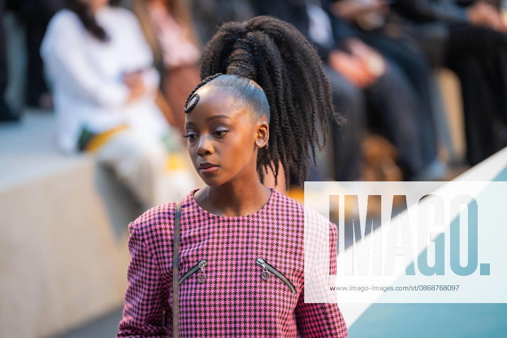 PFW - Louis Vuitton Front Row - Paris Thuso Mbedu poses as she arrives ahead of the Louis Vuitton Women s Spring Summer 2027 collection fashion show as part of the Paris Fashion Week, in Paris, France on October 6, 2026. Photo by Alexis Jumeau ABACAPRESS.COM Paris France
