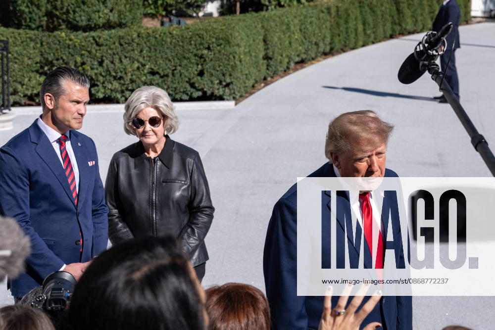 President Donald Trump departs the White House for a trip to Baltimore on October 6, 2026. President Trump was accompanied by Chief of Staff Susie Wiles and Defense Secretary Pete Hegseth. Washington USA - ZUMAl312 20261006_znp_l312_013