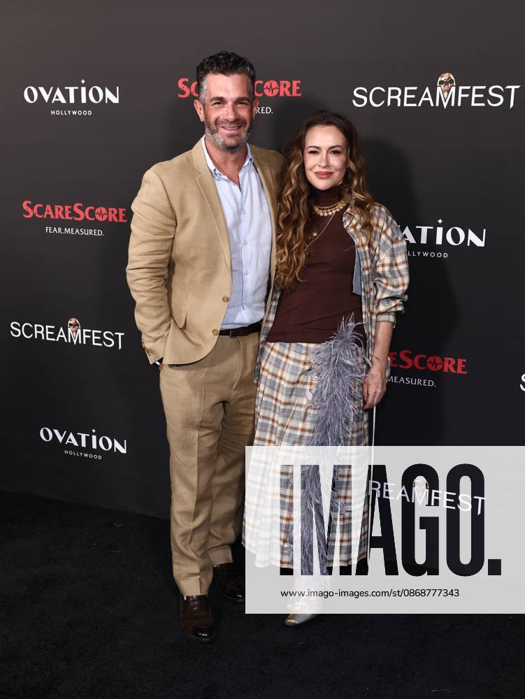 26th Annual Screamfest Horror Film Festival - Opening Night - World Premiere Of Jeremy Weiss The Night Driver David Bugliari and Alyssa Milano at the 26th Annual Screamfest Horror Film Festival - Opening Night - World Premiere Of Jeremy Weiss The Night Driver held at TCL Chinese 6 Theatres at Ovation Hollywood on October 6, 2026 in Hollywood, Los Angeles, California, United States. Hollywood California United States