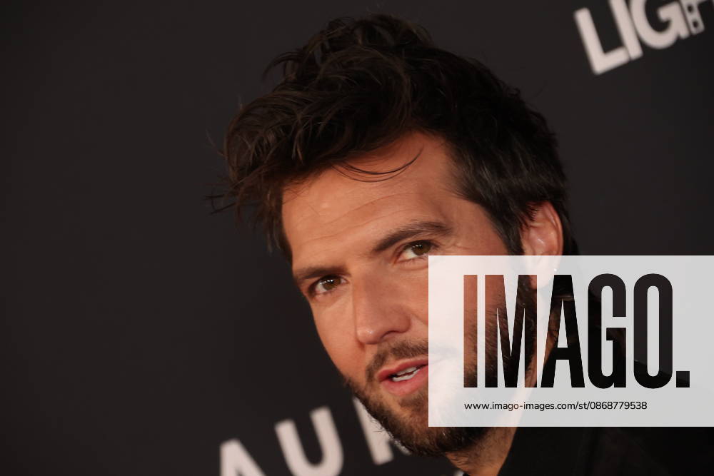 Los Angeles CA Oct 6: Guy Burnet at the film Premiere of The Beast on October6, 2026 Credit: USA - ZUMAa123 20261006_zaa_a123_145