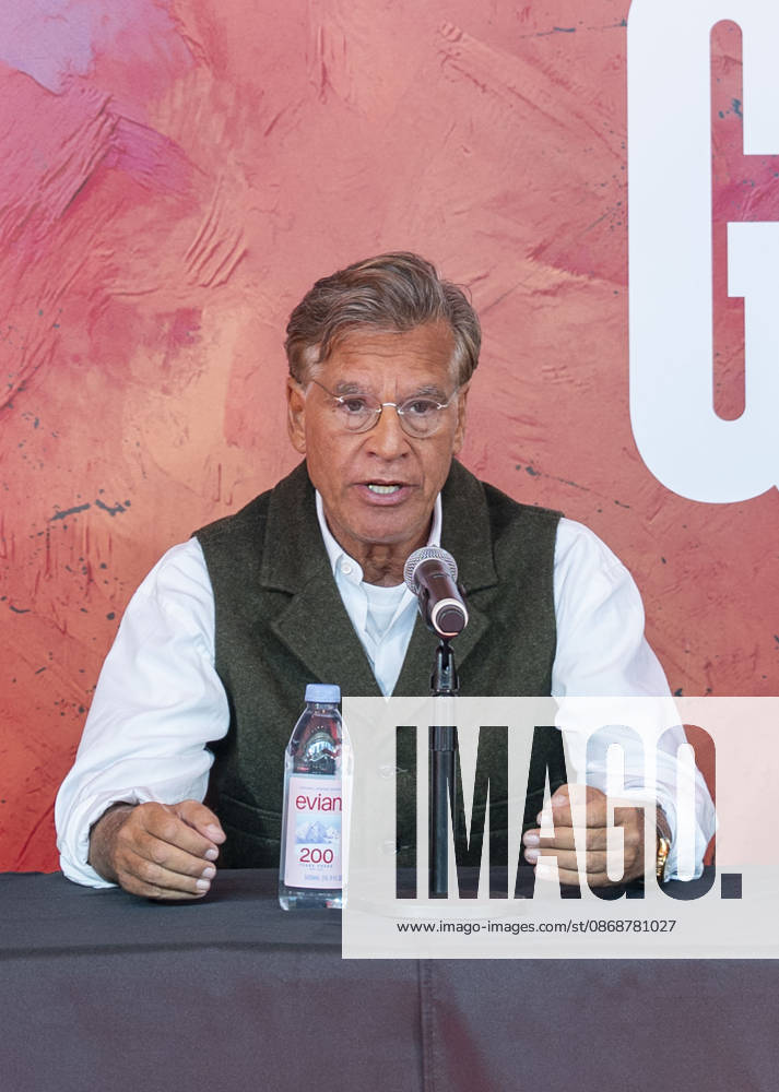 AARON SORKIN attends a press conference for A Few Good Men on Broadway at the Vivian Beaumont Theater at Lincoln Center in New York. 6 October 2026 New York USA - ZUMAa265 20261006_zep_a265_002