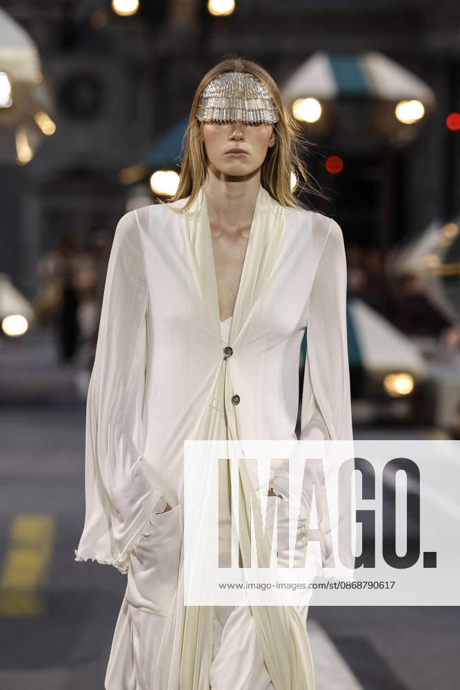 Louis Vuitton Women s Ready-to-Wear Spring Summer 2026 Collection Fashion Show during Paris Fashion Week, October 6, 2026 Louis Vuitton Women’s Ready-to-Wear Spring Summer 2026 Collection Fashion Show, during Paris Fashion Week on October 6, 2026, Paris, France