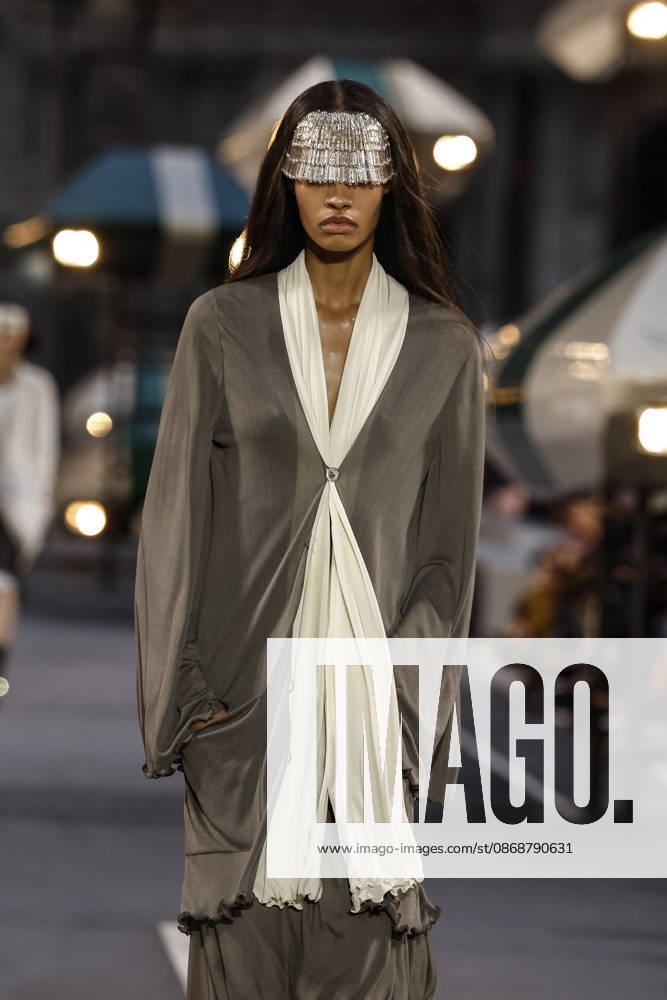 Louis Vuitton Women s Ready-to-Wear Spring Summer 2026 Collection Fashion Show during Paris Fashion Week, October 6, 2026 Louis Vuitton Women’s Ready-to-Wear Spring Summer 2026 Collection Fashion Show, during Paris Fashion Week on October 6, 2026, Paris, France