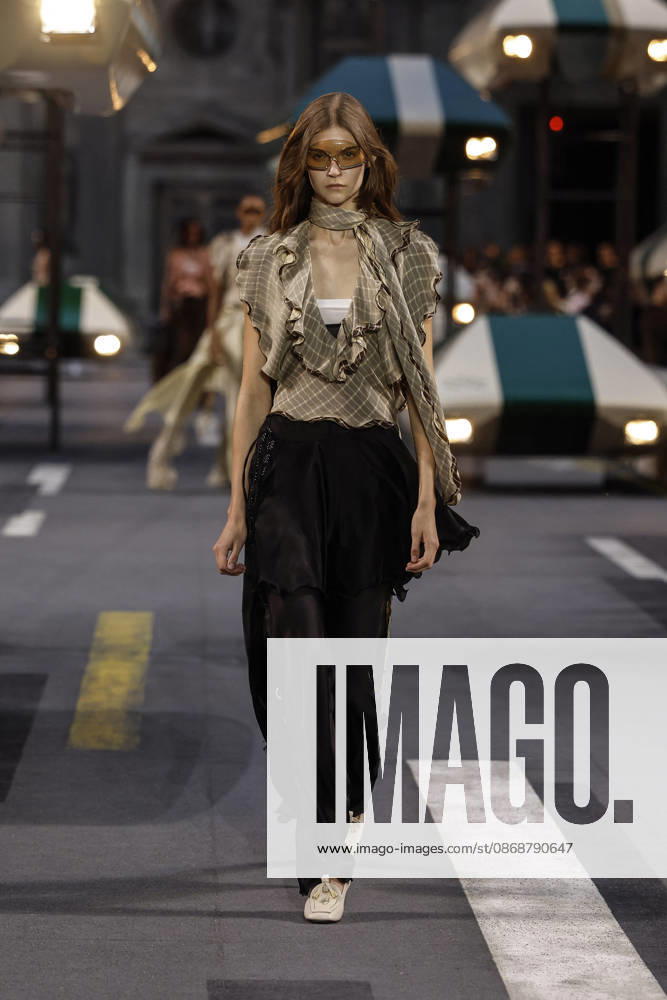 Louis Vuitton Women s Ready-to-Wear Spring Summer 2026 Collection Fashion Show during Paris Fashion Week, October 6, 2026 Louis Vuitton Women’s Ready-to-Wear Spring Summer 2026 Collection Fashion Show, during Paris Fashion Week on October 6, 2026, Paris, France