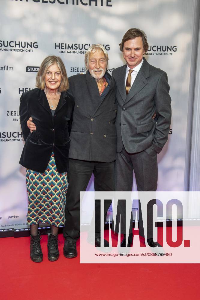 ABB HEIMSUCHUNG- Lars Eidinger zu Gast auf dem roten Teppich bei der Deutschland Premiere von Volker Schloendorff Kinofilm Heimsuchung im Kino International am 06.10.2026 in Berlin Berlin Deutschland