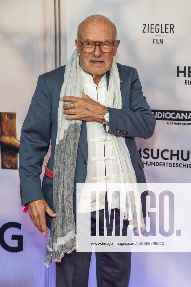 ABB HEIMSUCHUNG- Volker Schloendorff zu Gast auf dem roten Teppich bei der Deutschland Premiere von Volker Schloendorff Kinofilm Heimsuchung im Kino International am 06.10.2026 in Berlin Berlin Deutschland