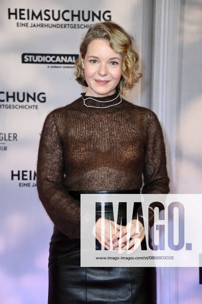 Angelina Häntsch bei der Premiere des Kinofilms Heimsuchung im Kino International. Berlin
