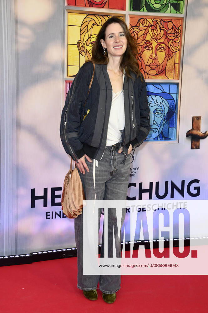 Julia Malik bei der Premiere des Kinofilms Heimsuchung im Kino International. Berlin