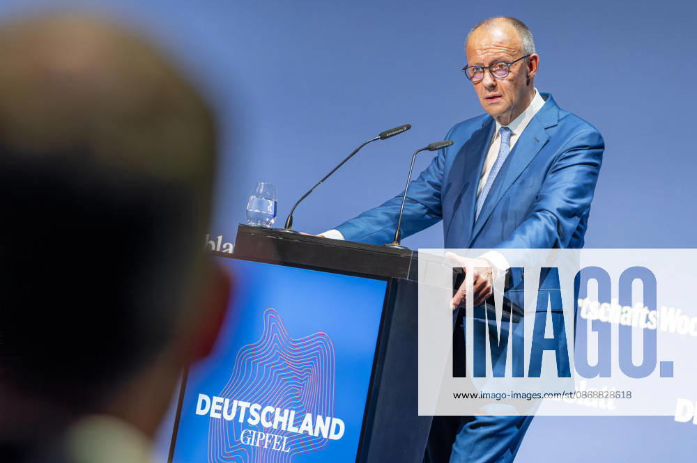 Friedrich Merz EUR, Deutschland, Berlin, 07.10.2026: Keynote von Bundeskanzler Friedrich Merz (CDU) zur Lage unseres Landes anlässlich der in Berlin stattfindenen Jubiläumsveranstaltung von 80 Jahre Handelsblatt und 100 Jahre WirtschaftsWoche.