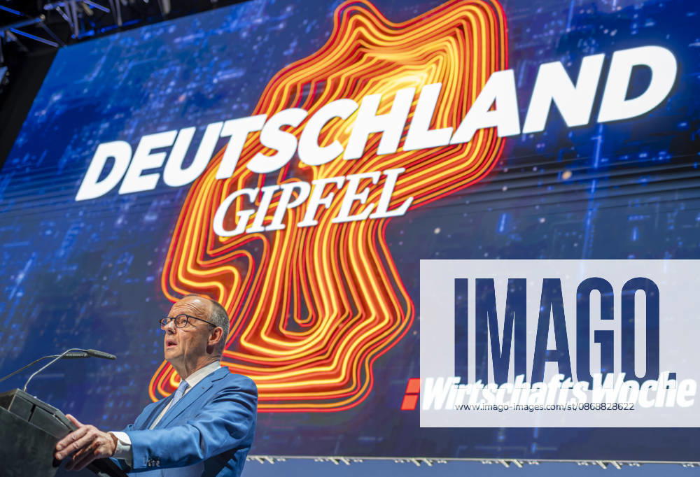Friedrich Merz EUR, Deutschland, Berlin, 07.10.2026: Keynote von Bundeskanzler Friedrich Merz (CDU) zur Lage unseres Landes anlässlich der in Berlin stattfindenen Jubiläumsveranstaltung von 80 Jahre Handelsblatt und 100 Jahre WirtschaftsWoche.