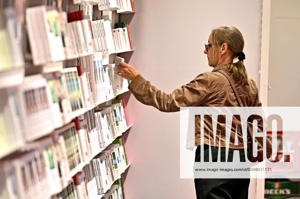 Frankfurter Buchmesse 2026. Besucher der Frankfurter Buchmesse am 07.10.2026. 20261007MWI151266