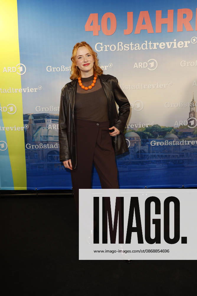 Sofie Junker beim 40 Jahre Großstadtrevier (ARD) Serien Photo Call am 7.10.2026 in der Astor Film Lounge in Hamburg Sofie Junker attends the photo call for the 40th anniversary of the series *Großstadtrevier* on October 7, 2026 at the Astor Film Lounge in Hamburg, Germany 40 Jahre Grossstadtrevier (ARD) Jubilaeum in Hamburg