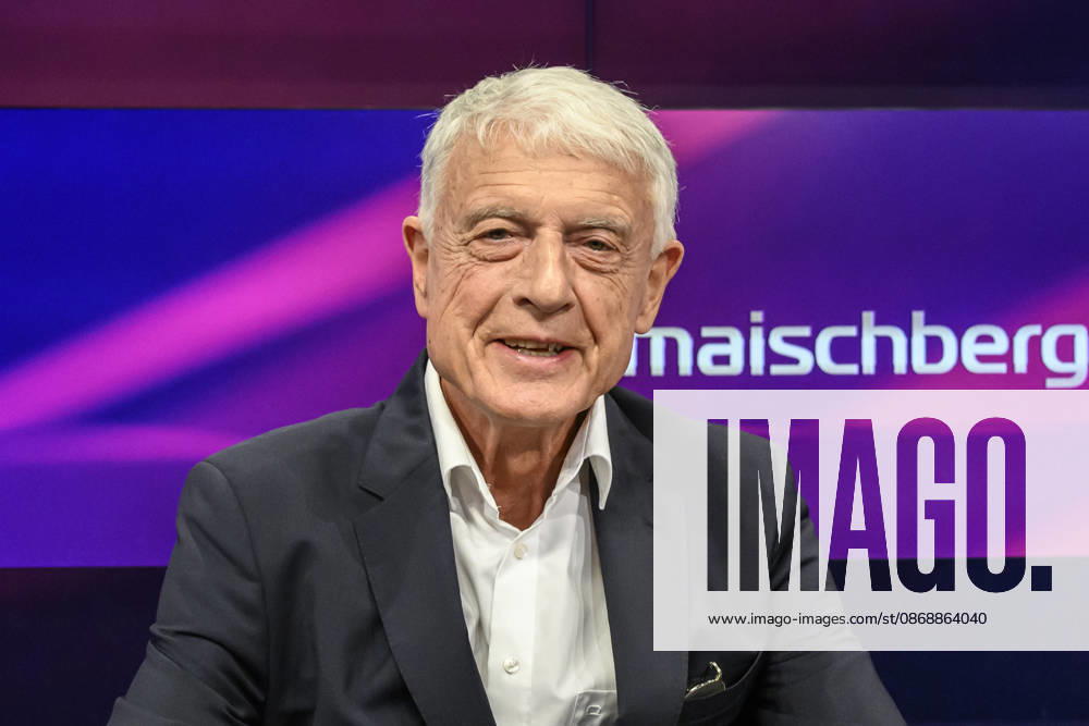 Im Bild v.l.: Werner Sonne (Journalist und Autor), GER, Berlin, Studio, zu Gast bei Maischberger, politische Talkshow, TV, Format, mit Moderatorin Sandra Maischberger, Das Erste, aus Adlershof Am Studio 20, 07.10.2026,