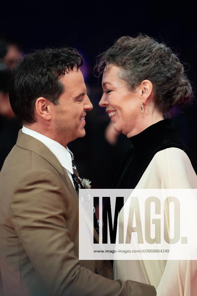 London Film Festival 2026 - Elsinore Opening Night Gala Arrivals at Royal Festival Hall, Southbank, London, UK - 7 October, 2026 Andrew Scott and Olivia Colman attends the Opening Night Gala of Elsinore at The 70th BFI London Film Festival at Royal Festival Hall, Southbank, London, England, UK on Wednesday 7 October, 2026., Credit:Justin Ng Avalon UK, England, London, Royal Festival Hall, Southbank