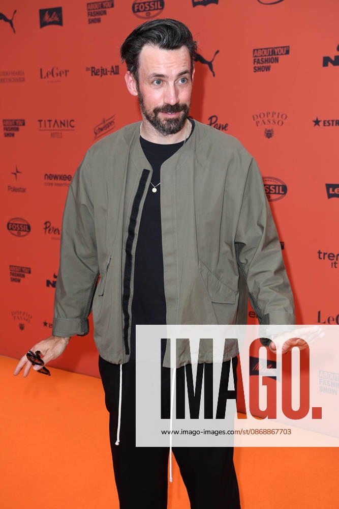 Jan Koeppen bei der ABOUT YOU OPERA FASHION SHOW im Admiralspalast in Berlin am 07.10.2026