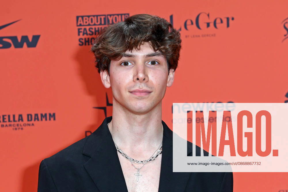 Sascha Dombrowski bei der ABOUT YOU OPERA FASHION SHOW im Admiralspalast in Berlin am 07.10.2026