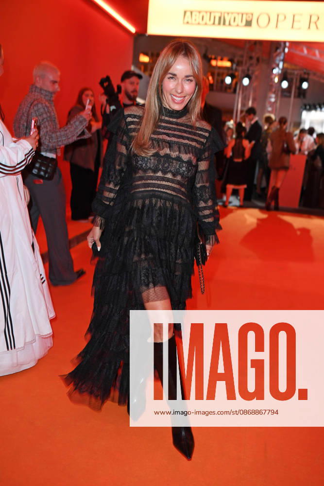 Annemarie Carpendale bei der ABOUT YOU OPERA FASHION SHOW im Admiralspalast in Berlin am 07.10.2026