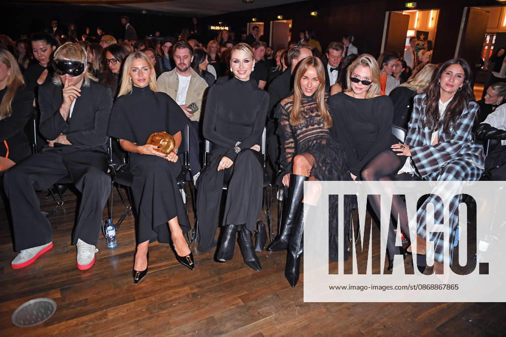 Ski Aggu (August Jean Diederich), Caro Daur, Lena Gercke, Annemarie Carpendale, Valentina Pahde, Chryssanthi Kavazi bei der ABOUT YOU OPERA FASHION SHOW im Admiralspalast in Berlin am 07.10.2026