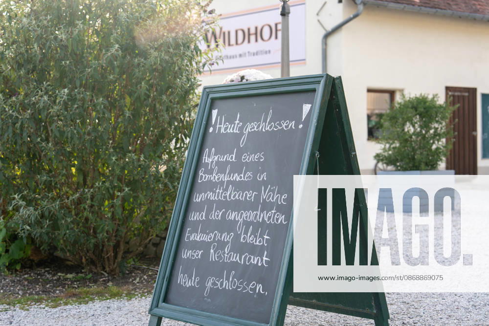 250kg Weltkriegsbombe in Stadtwald gefunden - Sprengung am selben Tag notwendig Am Mittwoch, 07.10.2026, wurde im Bereich des Wildhofs im Offenbacher Stadtwald eine rund 250 Kilogramm schwere Weltkriegsbombe kontrolliert gesprengt. Der Kampfmittelräumdienst beseitigte das Kampfmittel am Nachmittag wie geplant. Zuvor war der Evakuierungsradius auf 300 Meter reduziert worden, sodass das Energiewerk der EVO nicht geräumt werden musste. Auf Heusenstammer Gemarkung waren keine Evakuierungen erforderlich. Die Sperrungen auf der Dietzenbacher Straße und der Landesstraße 3117 wurden aufgehoben. Offenbach am Main Hessen Deutschland