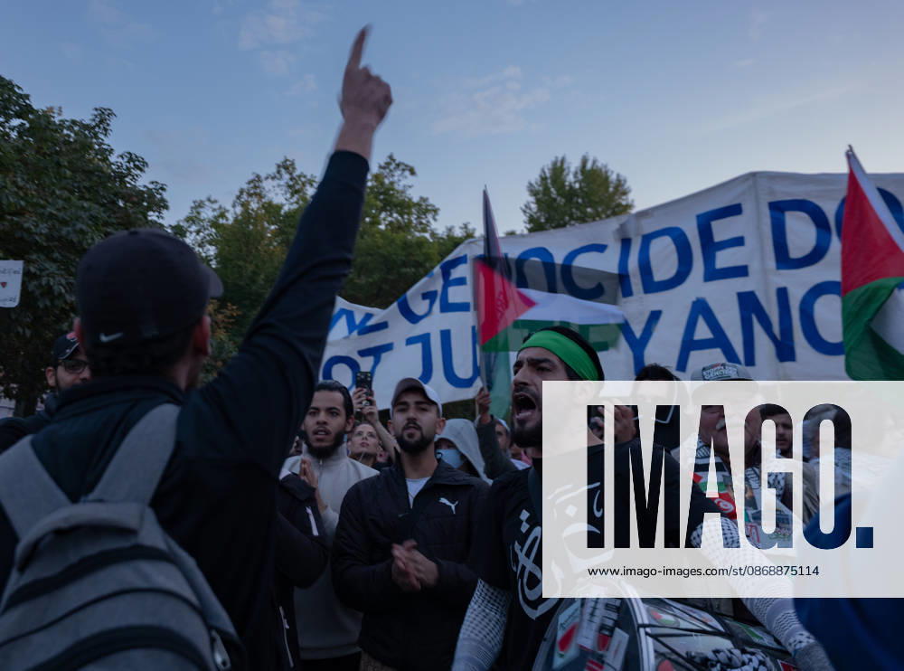 Hundereds of pro-palestinian protesters gather in Berlin, Germany, on October 7, 2026. This marks the three-year anniversary of the Hamas led border attacks in Southern Israel. Germany - ZUMAj167 20261007_zip_j167_013