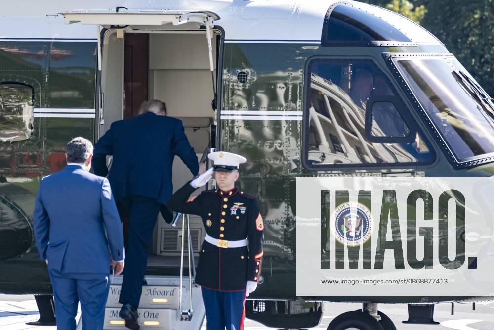 Trump Departs White House in Washington, USA - 7 Oct 26 The White House is reflected in Marine One as President Donald Trump and Sen. Ted Cruz board from the helipad on the South Lawn of the White House. Trump was enroute to a campaign event in San Antonio, Texas. Washington United States