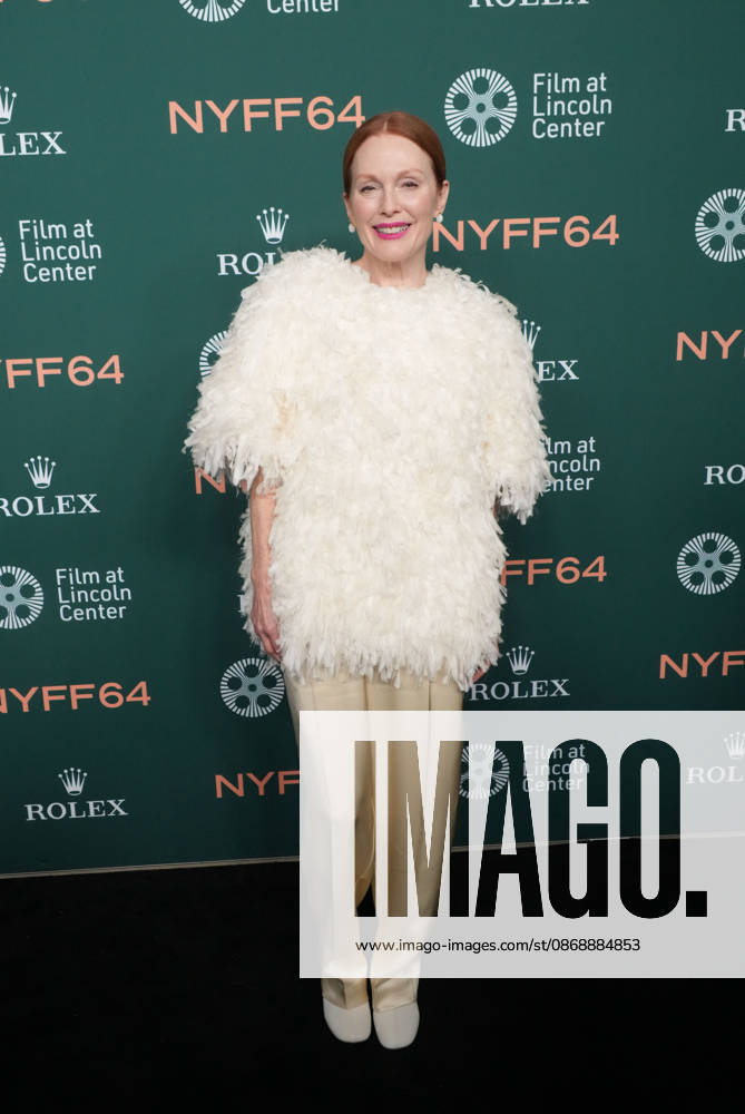 JULIANNE MOORE attends ‘The Debutâ€⠢ Red Carpet Arrivals at the 64th New York Film Festival,.Alice Tully Hall, Lincoln Center, NYC.October 7, 2026 . The Debut Red Carpet Arrivals At The 64th New York Film Festival,.Alice Tully Hall, Lincoln Center, NYC.October 7, 2026 . New York USA - ZUMAms4_ 20261007_faf_ms4_002