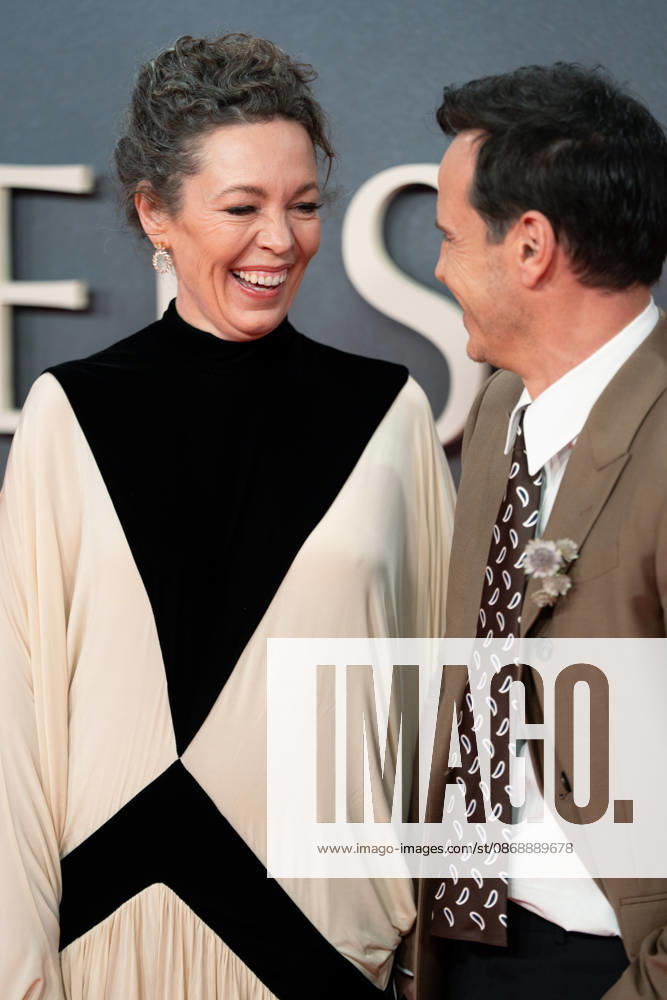 Elsinore 2026 Opening Gala during the 70th BFI London Film Festival at The Royal Festival Hall in London, UK - 7 OCT 2026. Olivia Colman and Andrew Scott attend the Elsinore 2026 Opening Gala during the 70th BFI London Film Festival at The Royal Festival Hall . London United Kingdom