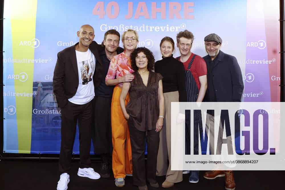 Patrick Abozen, Enrique Fiß, Saskia Fischer, Maria Ketikidou, Sinha Melina Gierke,Sven Fricke und Özgür Karadeniz beim Photocall zu 40 Jahre der ARD-Serie Großstadtrevier in der Astor Film Lounge. Hamburg, 07.10,.2026