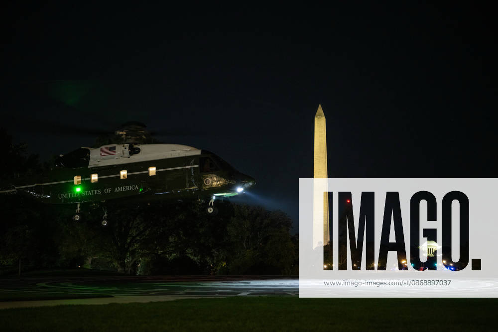 President DONALD TRUMP arrives back at the White House aboard Marine One following a trip to San Antonio, Texas, where he attended a campaign rally ahead of the November midterm elections. Washington United States - ZUMAk206 20261008_znp_k206_001
