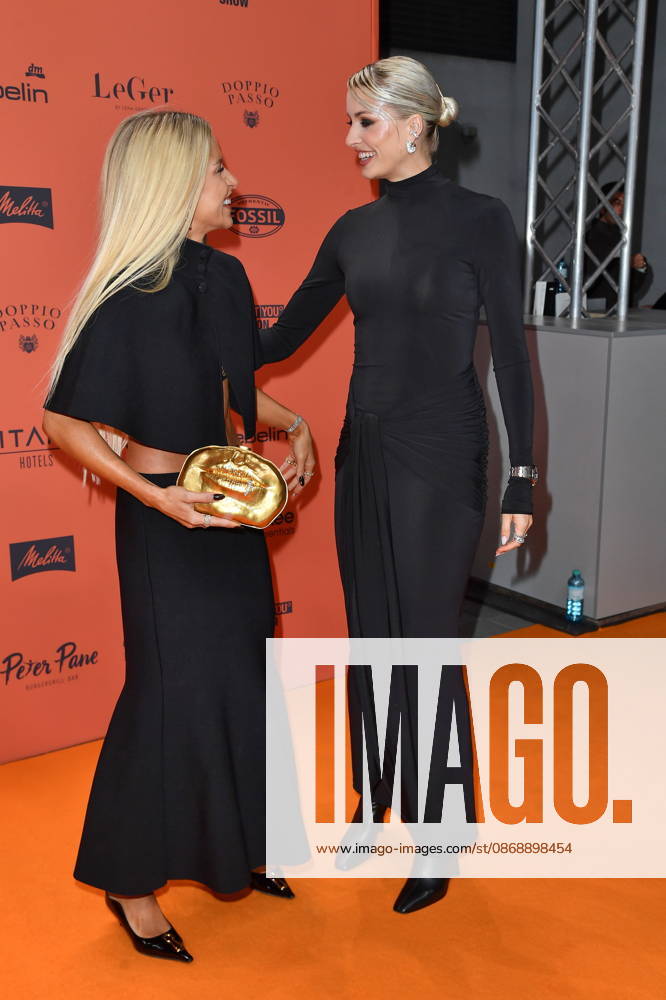 ABOUT YOU Opera Modenschau Caro Daur und Lena Gercke bei der ABOUT YOU Opera Modenschau in Berlin am 07.10.2026
