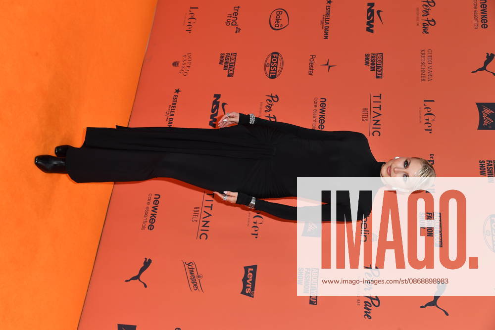 ABOUT YOU Opera Modenschau Lena Gercke bei der ABOUT YOU Opera Modenschau in Berlin am 07.10.2026
