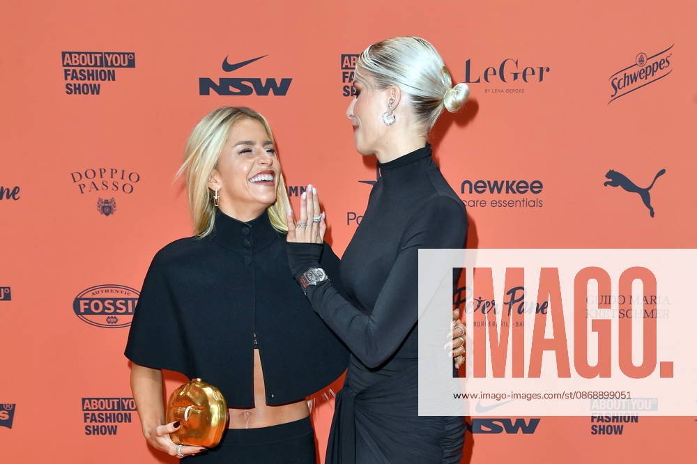 ABOUT YOU Opera Modenschau Caro Daur und Lena Gercke bei der ABOUT YOU Opera Modenschau in Berlin am 07.10.2026