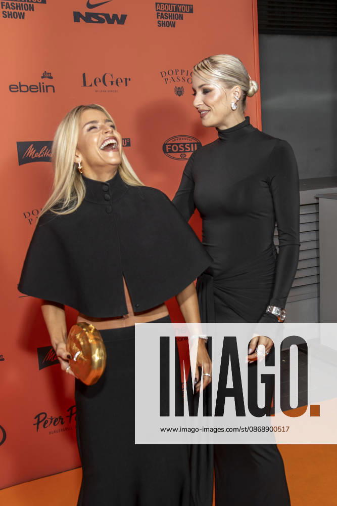 ABB ABOUTYOU- Caroline Daur und Lena Gercke zu Gast auf dem Orangenen Teppich bei der ABOUT YOU Opera Fashion Show im Admiralspalast am 07.10.2026 Berlin Deutschland