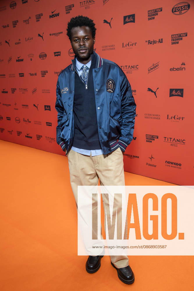 ABB ABOUTYOU- Wil Johnson zu Gast auf dem Orangenen Teppich bei der ABOUT YOU Opera Fashion Show im Admiralspalast am 07.10.2026 in Berlin Berlin Deutschland