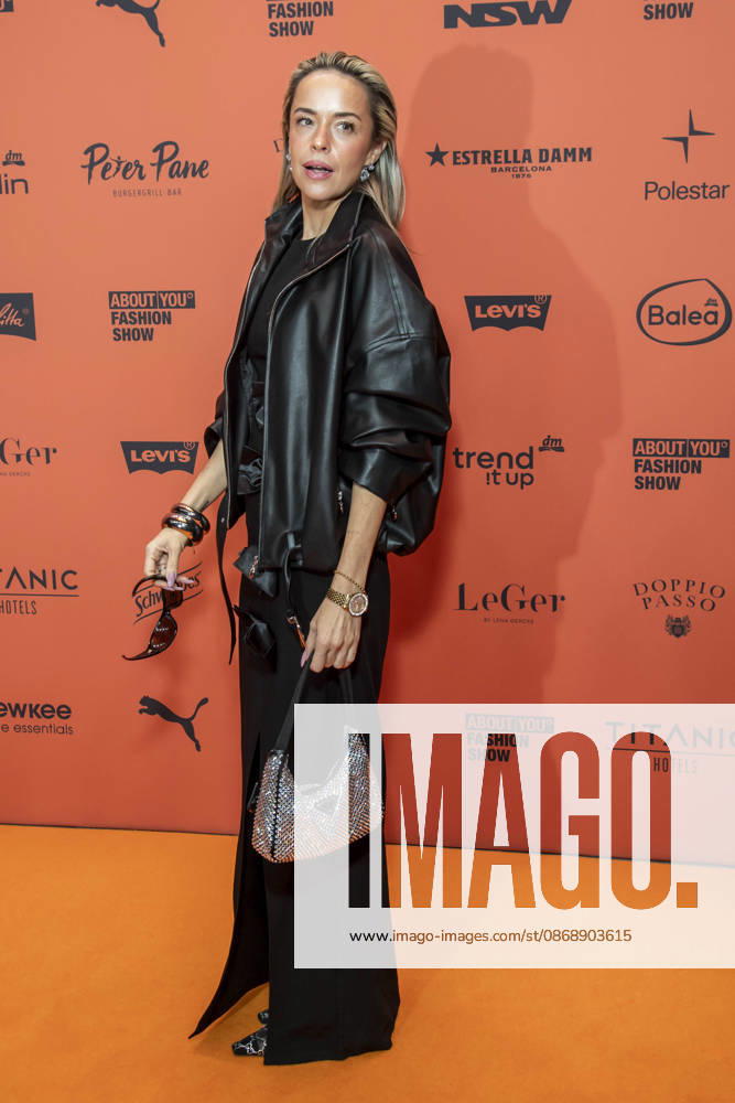 ABB ABOUTYOU- Marina Hoermanseder zu Gast auf dem Orangenen Teppich bei der ABOUT YOU Opera Fashion Show im Admiralspalast am 07.10.2026 in Berlin Berlin Deutschland