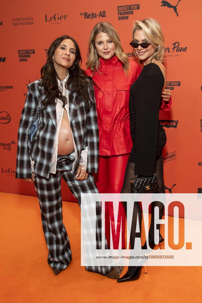 ABB ABOUTYOU- Bianca Nawrath, Josefin Bressel und Cheyenne Pahde zu Gast auf dem Orangenen Teppich bei der ABOUT YOU Opera Fashion Show im Admiralspalast am 07.10.2026 in Berlin Berlin Deutschland
