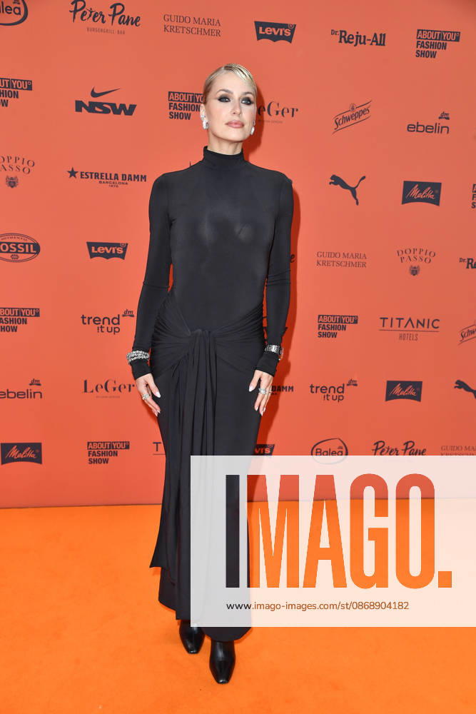 Lena Gercke bei der ABOUT YOU Opera Modenschau in Berlin am 07.10.2026