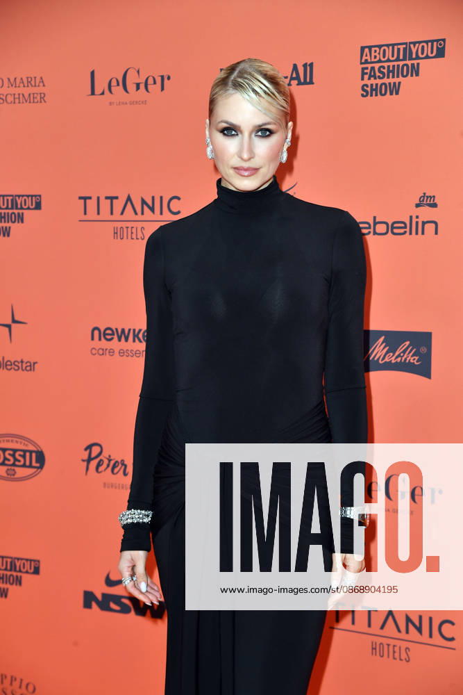 Lena Gercke bei der ABOUT YOU Opera Modenschau in Berlin am 07.10.2026