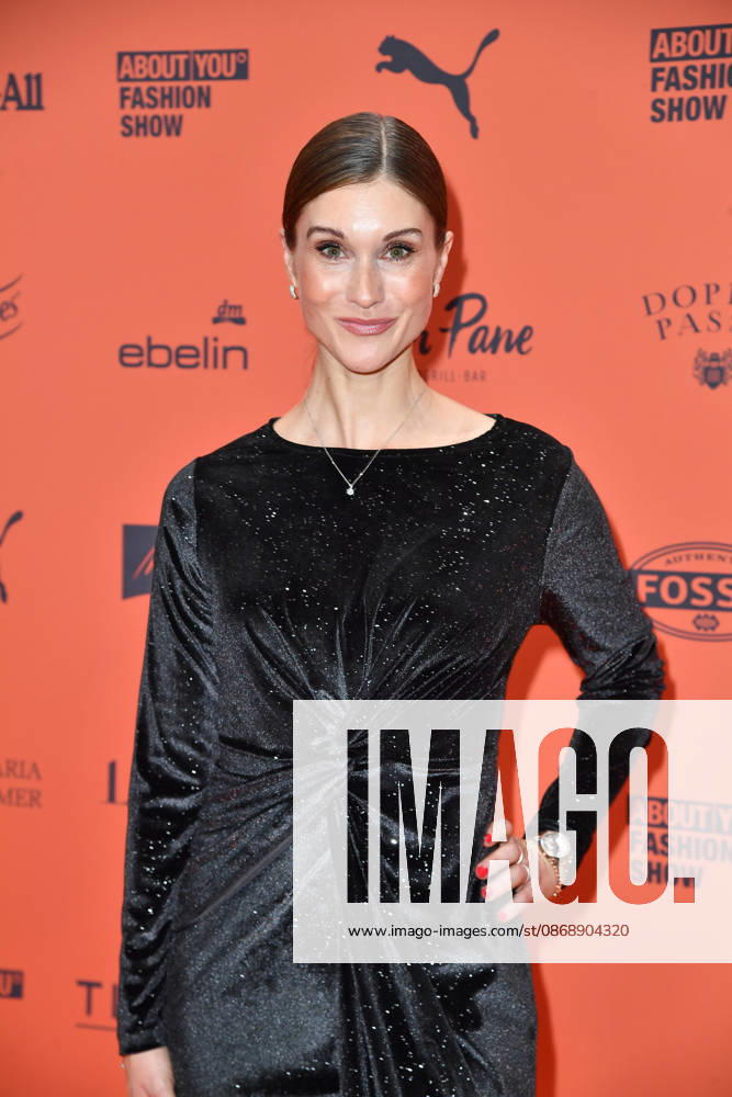 Janina Lin Otto bei der ABOUT YOU Opera Modenschau in Berlin am 07.10.2026