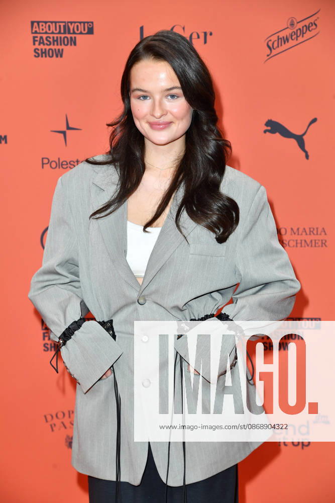 Nele Ludowig bei der ABOUT YOU Opera Modenschau in Berlin am 07.10.2026