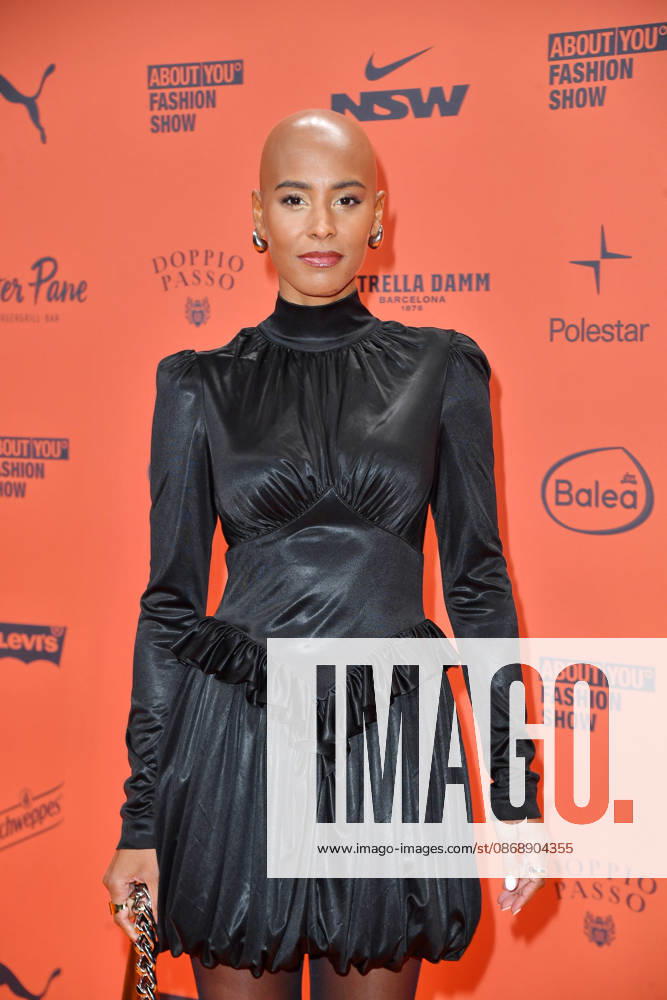 Sharon Battiste bei der ABOUT YOU Opera Modenschau in Berlin am 07.10.2026