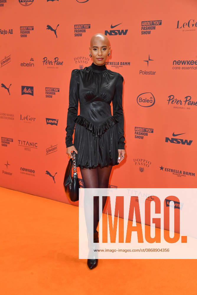 Sharon Battiste bei der ABOUT YOU Opera Modenschau in Berlin am 07.10.2026