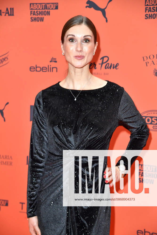 Janina Lin Otto bei der ABOUT YOU Opera Modenschau in Berlin am 07.10.2026