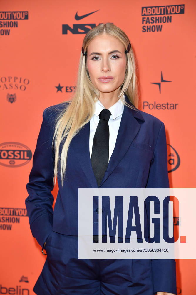 Alena Gerber bei der ABOUT YOU Opera Modenschau in Berlin am 07.10.2026